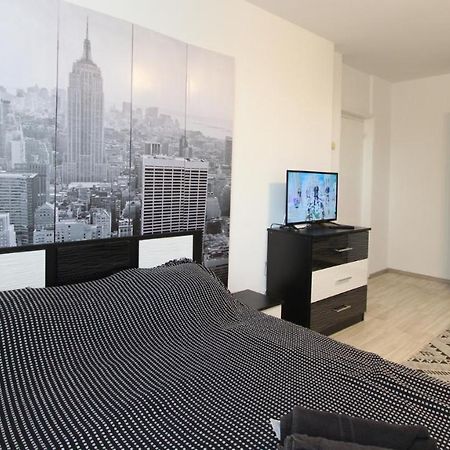 Holidays Host Splaiul Unirii Bukurešť Exteriér fotografie